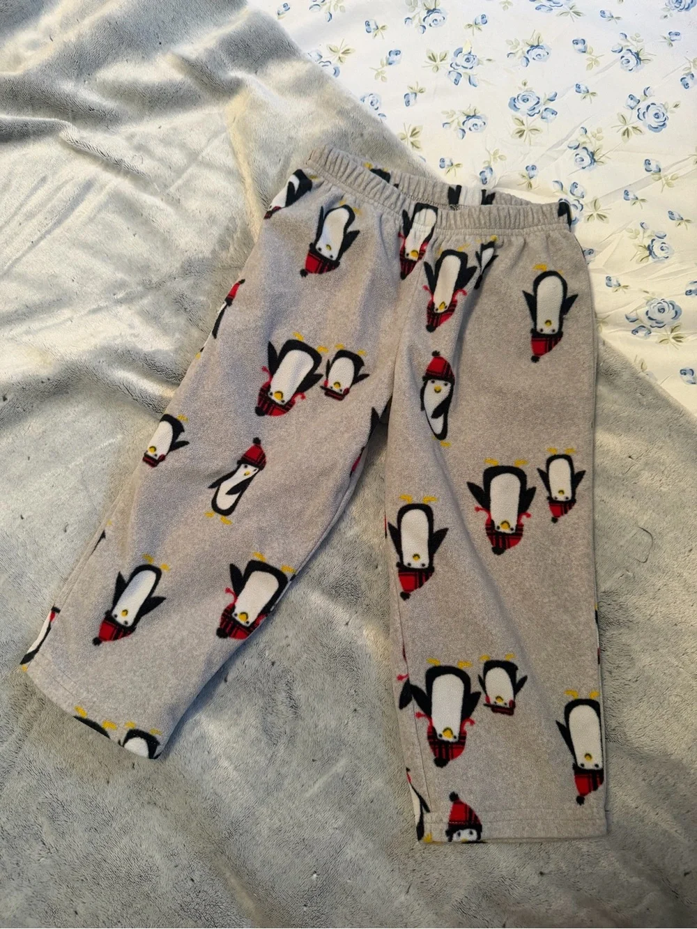 Carter's Gray Fleece Pants with Penguin Print and Red Hats